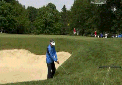 05.25.13-ridiculous-chip-at-senior-pga