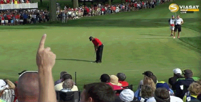 08.04.13-tiger-final-putt