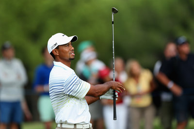 Tiger Woods plays in the World Golf Final in 2012. (Courtesy: Zimbio.com)