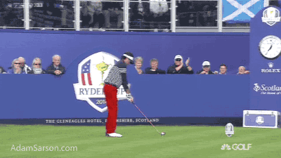 Rory-esque club twirl from Bubba to start his day.