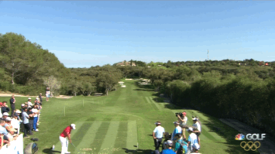 Pablo with a quick twirl and chase.